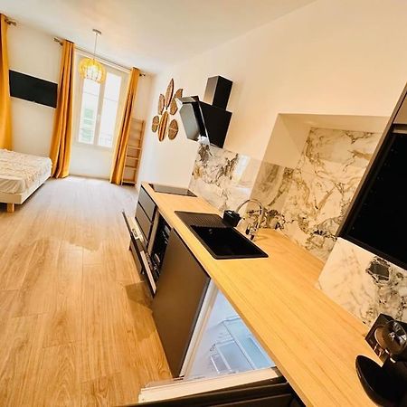 Les Appartements De Nana 4 - Studio Hypercentre, Rue Meynadier, Palais & Plage, Clim, Wifi Cannes Exterior photo