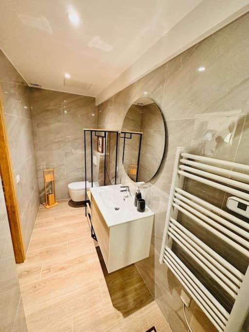 Les Appartements De Nana 4 - Studio Hypercentre, Rue Meynadier, Palais & Plage, Clim, Wifi Cannes Exterior photo